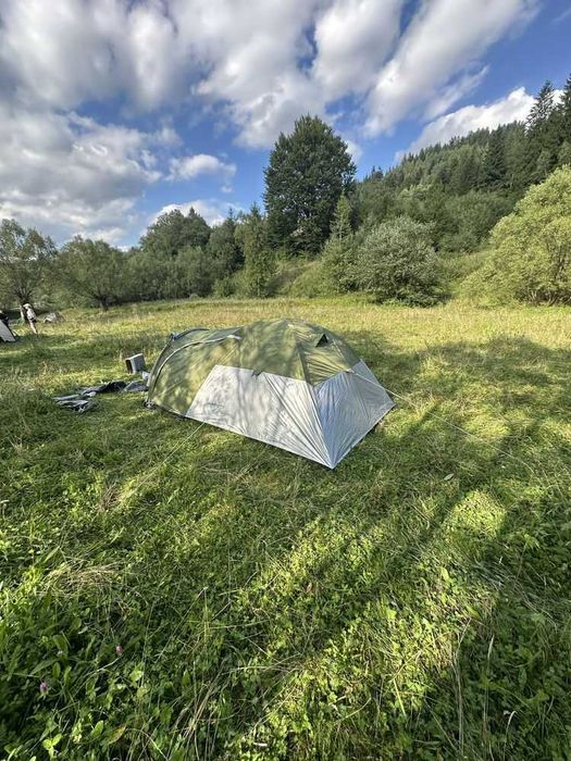 Палатка 3-х местная Presto Acamper MONSUN 3 PRO синий - 3500мм. H2О - 3.6 кг. Производитель Польша, прошитые и проклеенные швы. Водонепроницаемая.