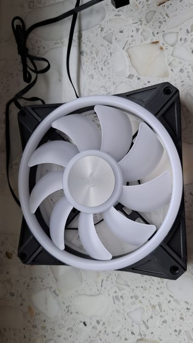 Blok wodny Koolance CPU-380 oraz wentylatory Noiseblocker