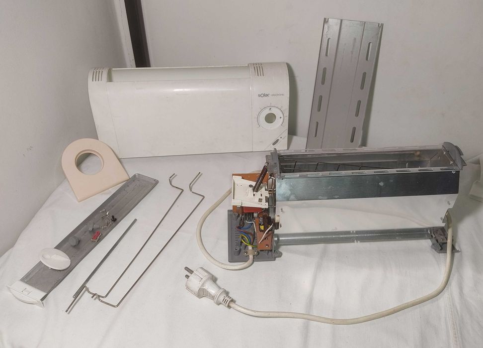 тостер Solac 580 (исправен, разобран)