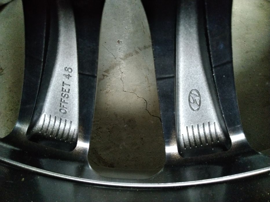 Felga 8x18 cali 5x114,3 Hyundai z opona