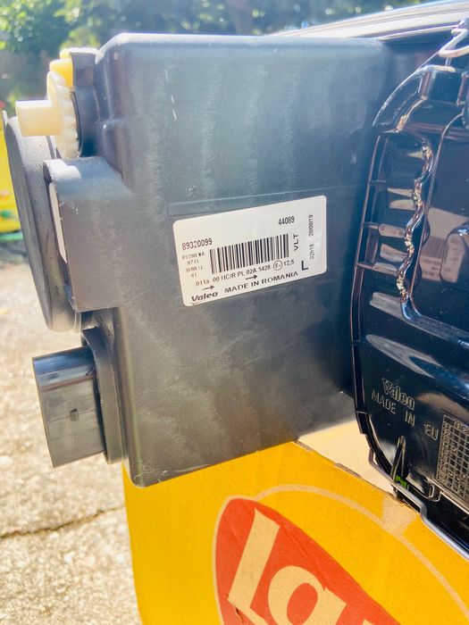 Faróis frontais Seat Altea