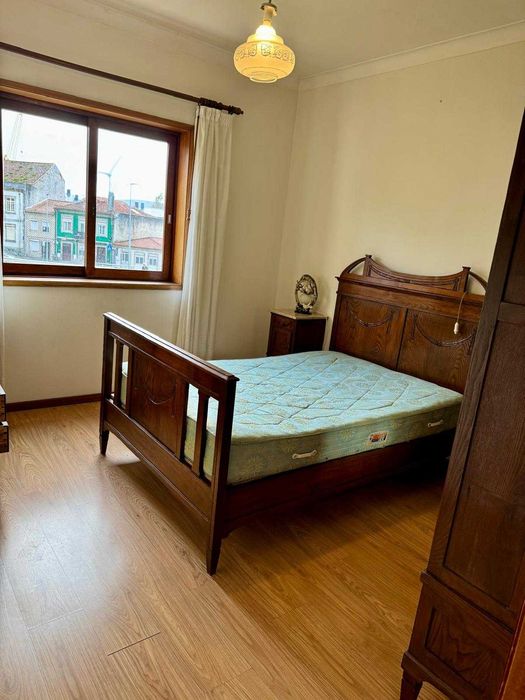 Apartamento T2+1 remodelado em Viana do Castelo para arrendar, próximo de escolas, hospital e universidades