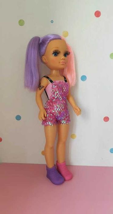 Boneca Nancy da Famosa 700017335 "Todos os Dias uma Tatuagem"