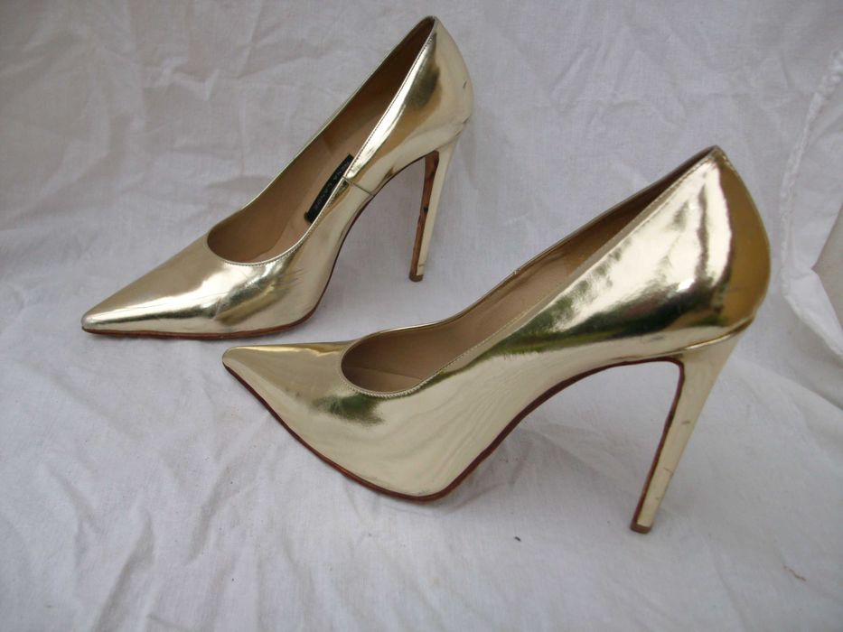 Rena Lange złote skórzane szpilki Sylwester karnawał 40 bal