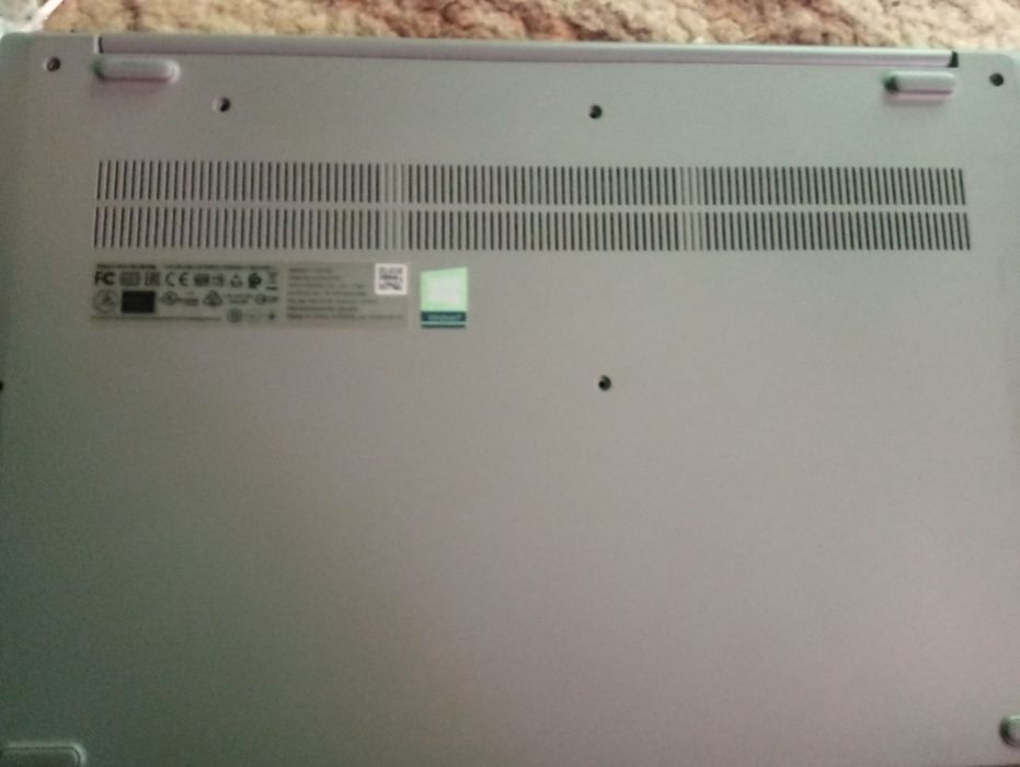 Laptop Lenovo Ideapad 3 uszkodzony. Odbiór osobisty.