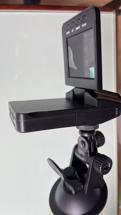 автомобільний відеореєстратор RS DVR -13