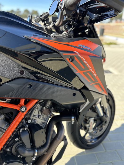 KTM 1290 Super Duke GT