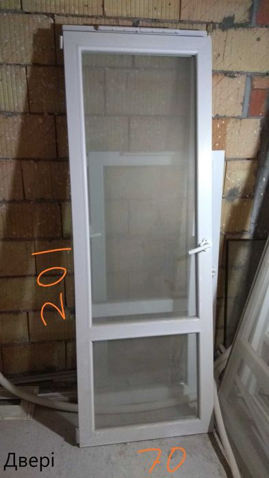 Метало-пластикові вікна, двері, рами.