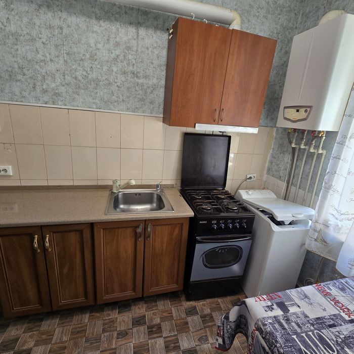 Продаж 1 кімнатна  квартира  Центр вулиця Адміральська