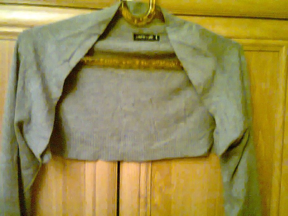 Bolerko krótkie popielate bawełniane,wiązane.