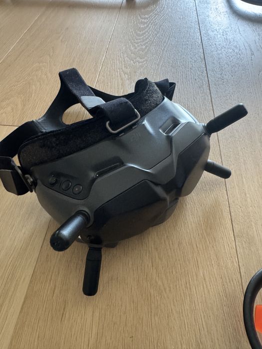 DJI Avata FPV 2 baterias - Goggles 2 + Motion Controller + Extras