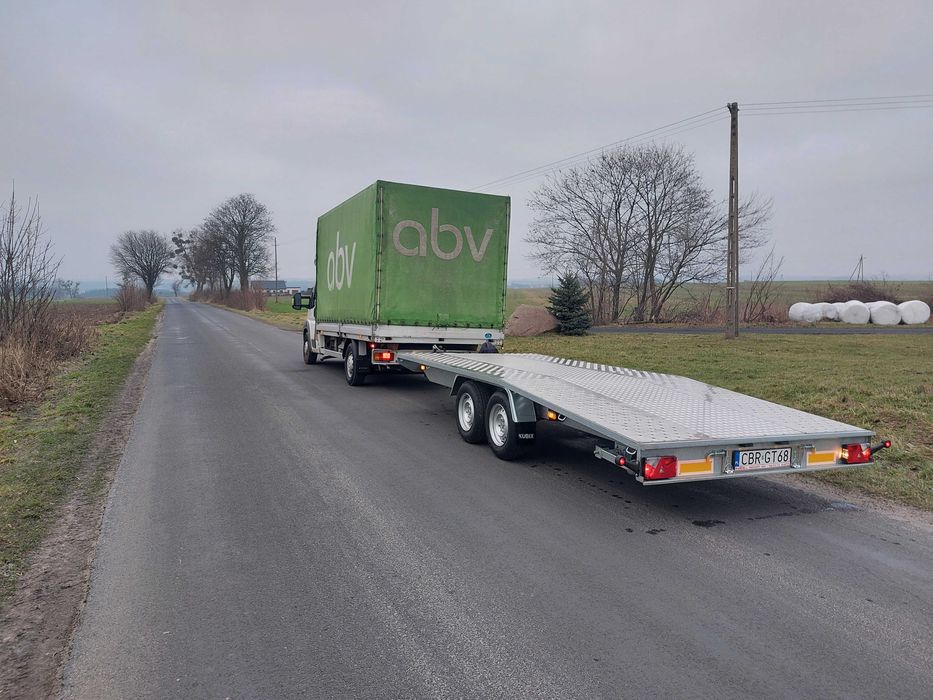 Pomoc drogowa holowanie laweta