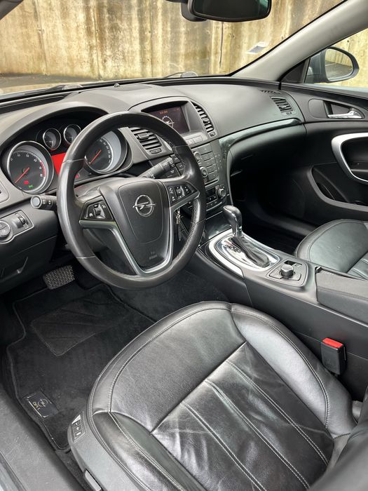 Opel Insígnia 2.8 V6 260CV AWD