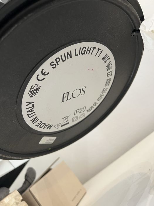 Lampa flos czarna błysk