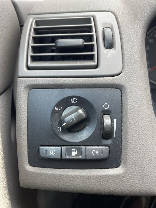 Volvo V50 — fotografia 11