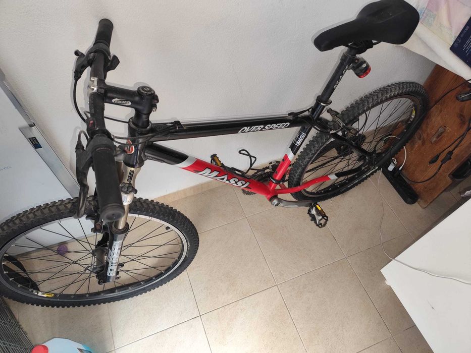 bicicleta de montanha (BTT) Massi Over Speed com  suspensão Marzocchi Bomber