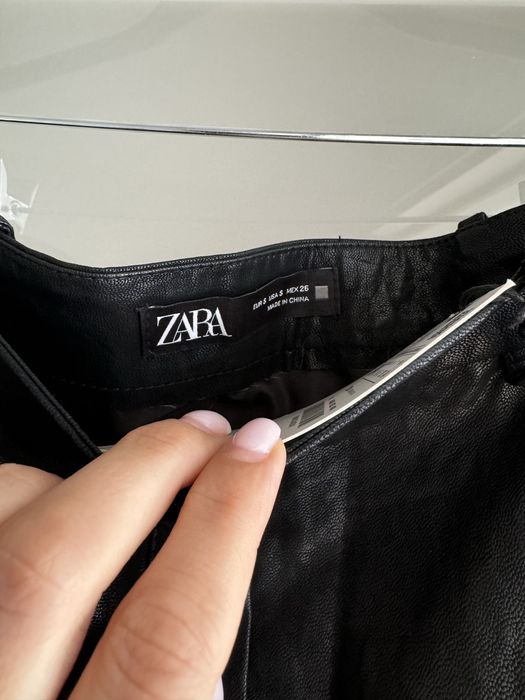 Спідниця  / юбка Zara