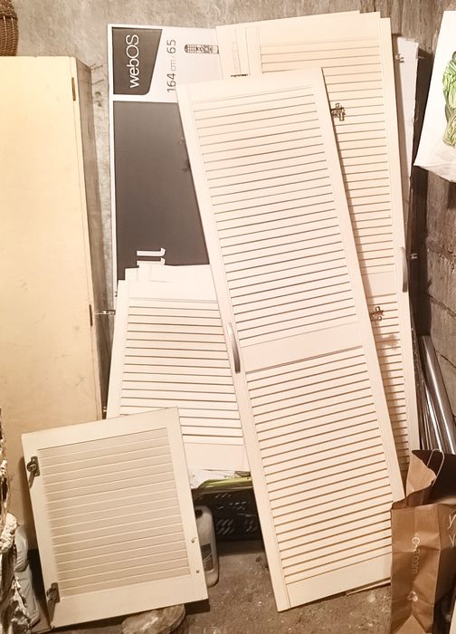 Białe fronty do szafy