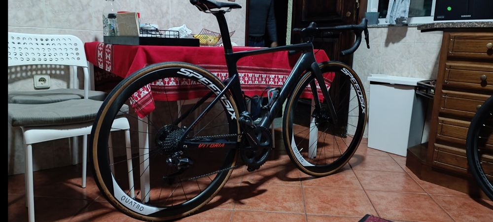 Bicicleta estrada Vitória ultimate sk disk full ulte