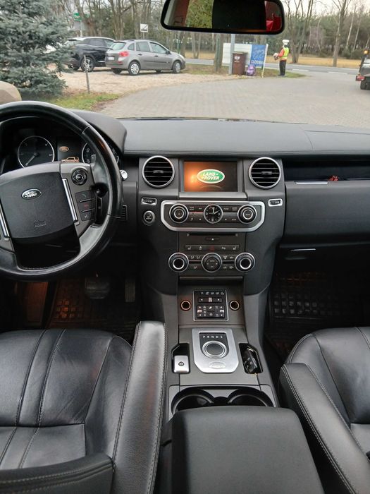 Land Rover Discovery 4