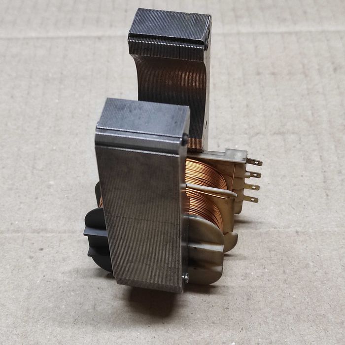 Статор (катушки) на кухонный комбайн Bosch МUM5