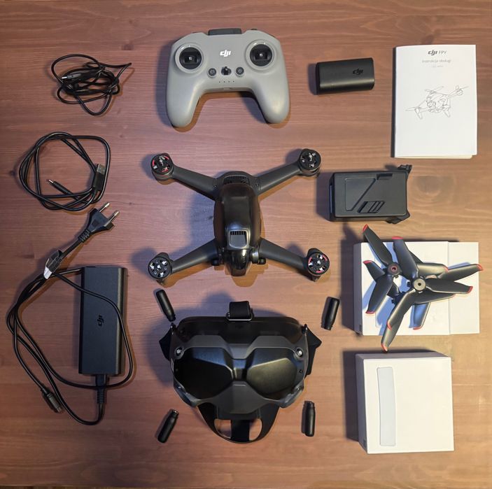DJI FPV - 1 bateria – mało używany, pełny zestaw, bardzo dobry stan