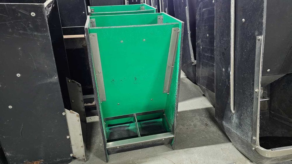 Karmiki paśniki warchlakowe odchowalnia import Holandia doskonały stan