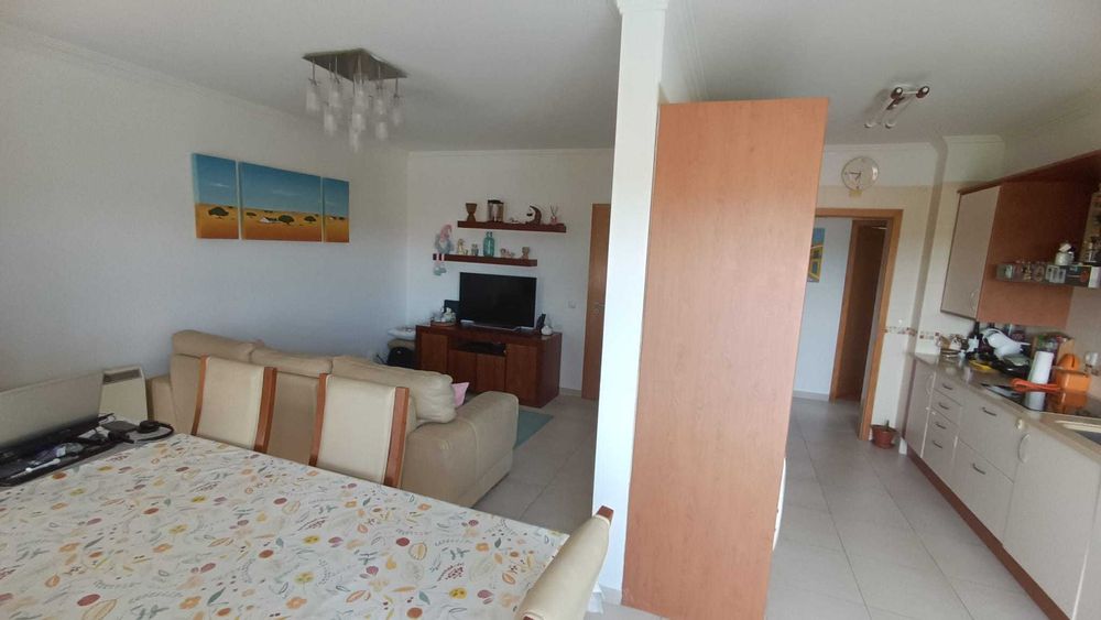 T3 em 2º Andar na Charneca de Caparica