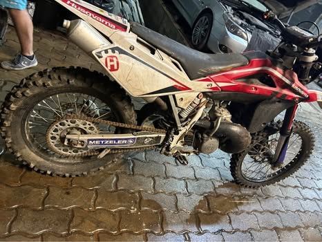 Husqvarna wr250 de 2010