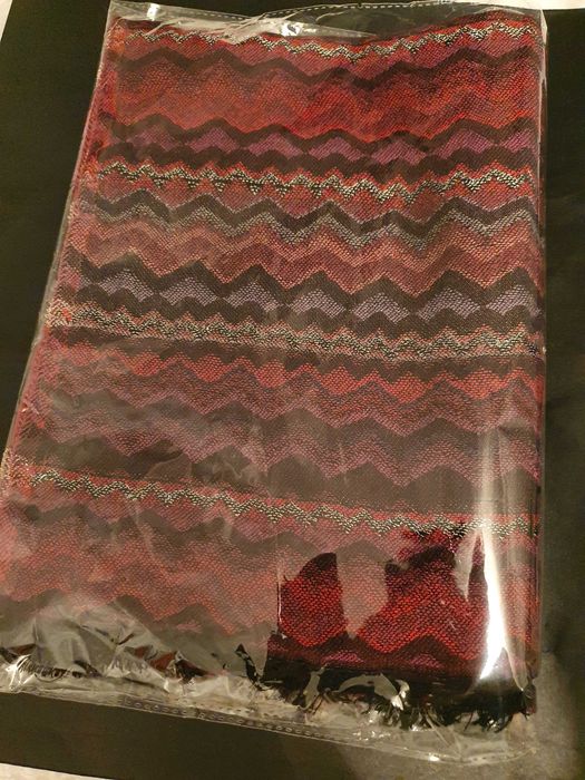 Szal z frędzlami,najmodniejszy odcień, Nowy,