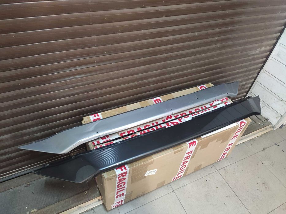 Оригинал капота Носик верх накладка решетки  капота MAZDA CX5 2017-24