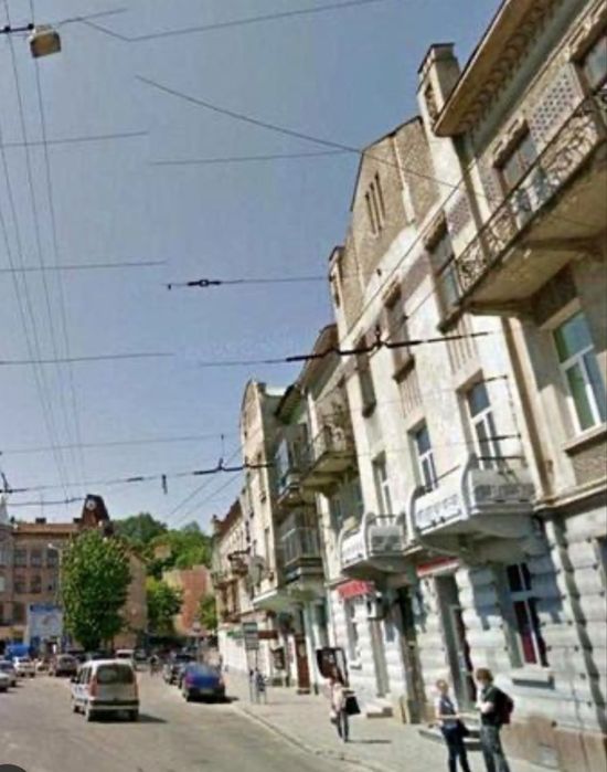 Продаж розкішної 3-кімнатної квартири в австрійському будинку біля парку | вул. Паркова, Львів.