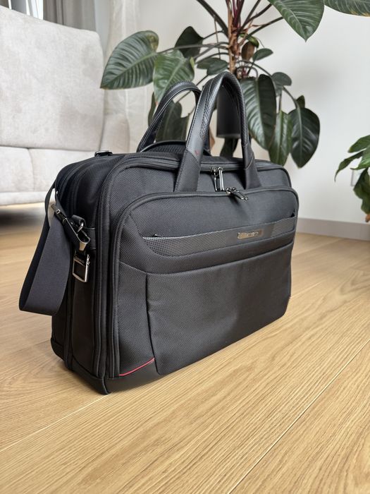 Samsonite PRO-DLX 6 TECZKA 17.3”