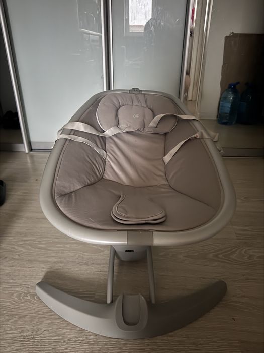 Заколисуючий центр Kikka boo Spinny крісло-качалка для немовлят