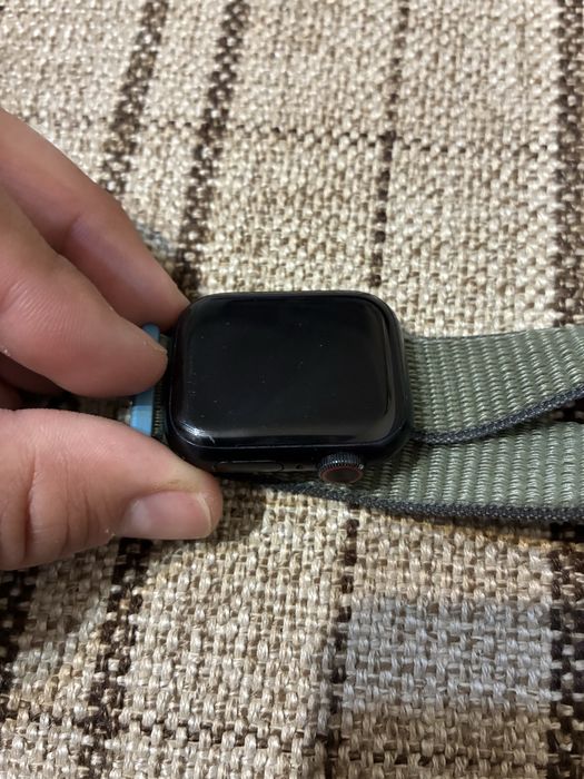 Продам Apple watch 8 41mm