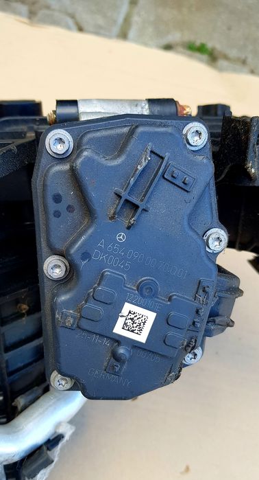 Chłodnica spalin EGR Mercedes A​6​5​4​0​9​0​0​2​0​0 Mahle E​U4​5​80​02