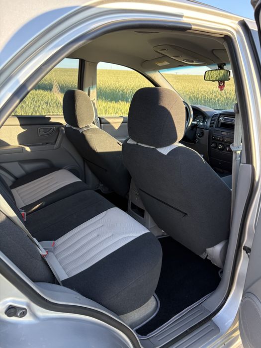 Kia sorento.