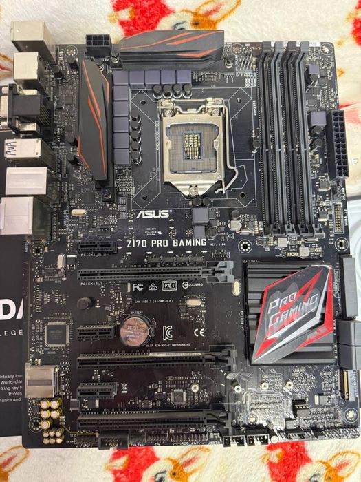материнська плата Asus Z170 Pro Gaming формату ATX