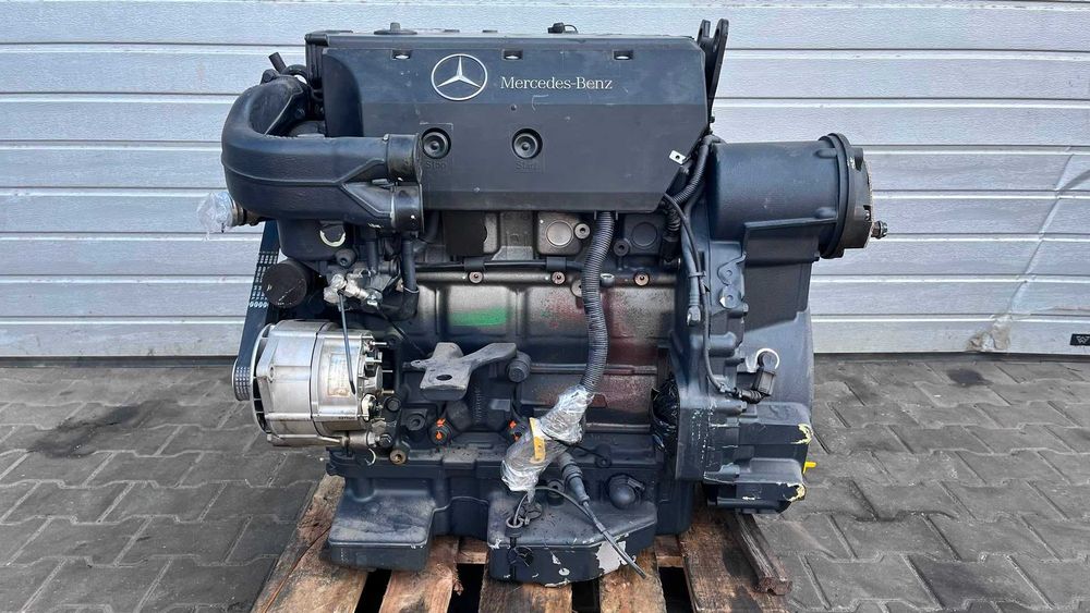 Silnik Mercedes OM924LA  EURO5 Nowy z osprzętem MTU Deutz
