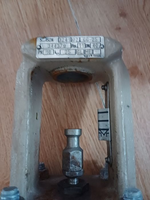 Zawor pneumatyczny SAMSON 3241 DN40