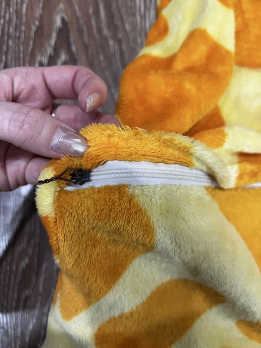 Тепле кігурумі жирафа