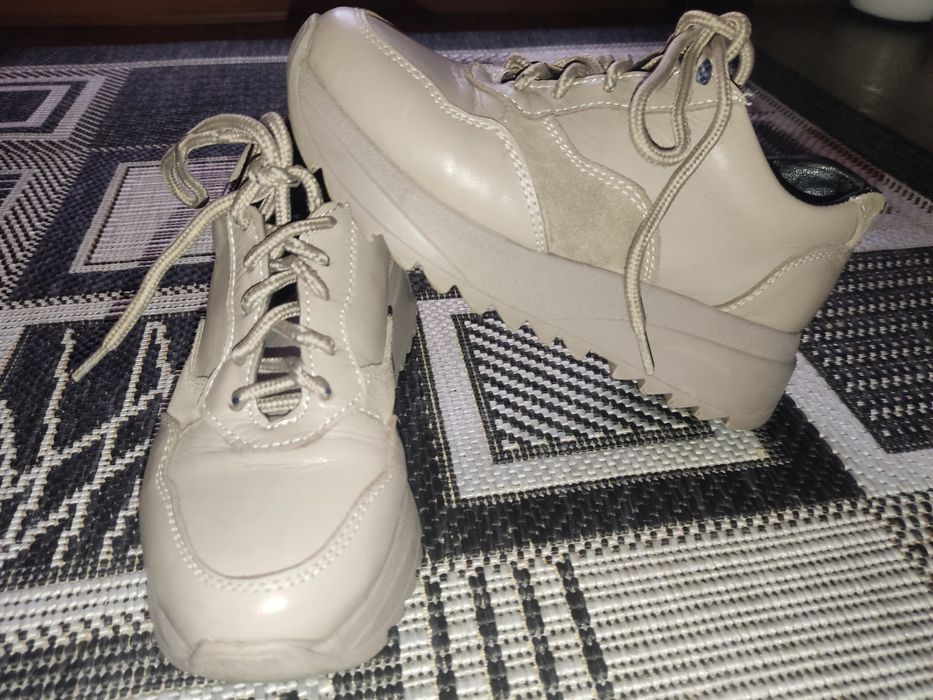 Кросівки шкіряні дитячі