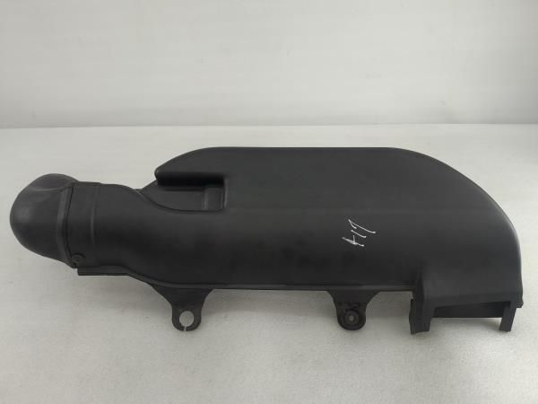 Tubo do ar HYUNDAI H-1 / Starex (A1)