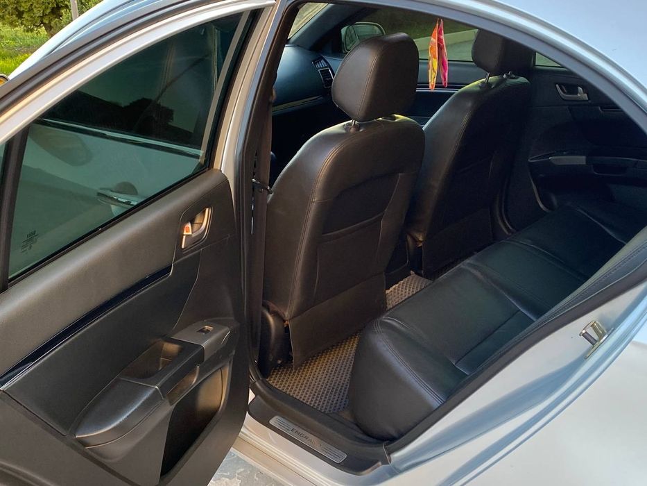Geely Emgrand 7 в хорошем состоянии