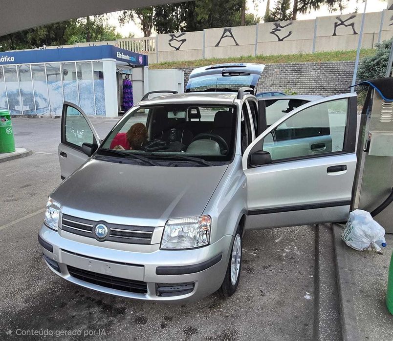 Fiat Panda 2005 em ótimo estado.