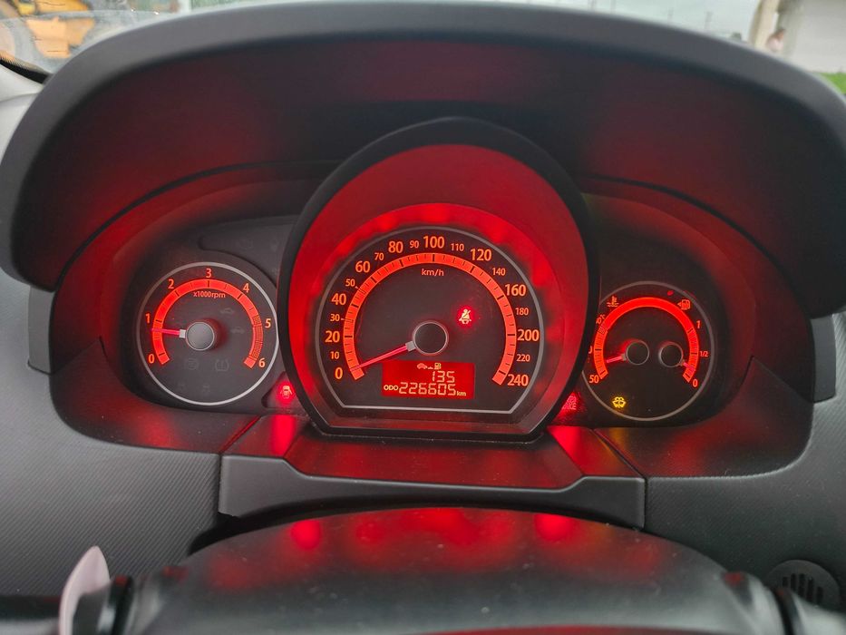 Kia Ceed 1.6 CRDi em bom estado