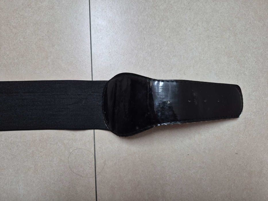Cinto de senhora elástico preto