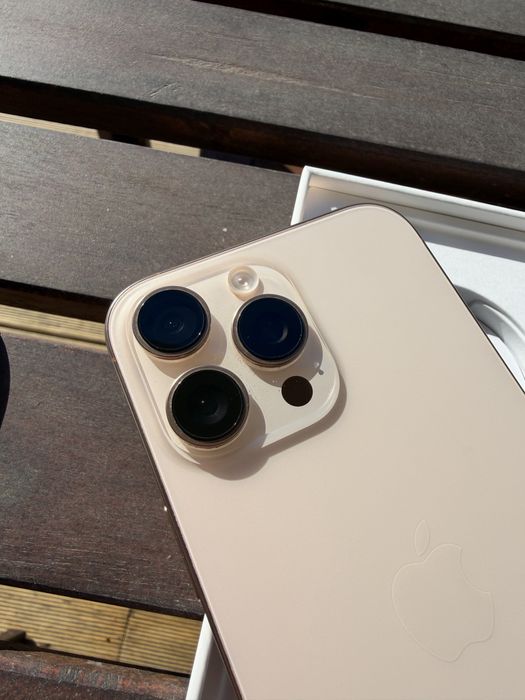 iPhone 16 Pro Max  256 Gb – Desert Titanium