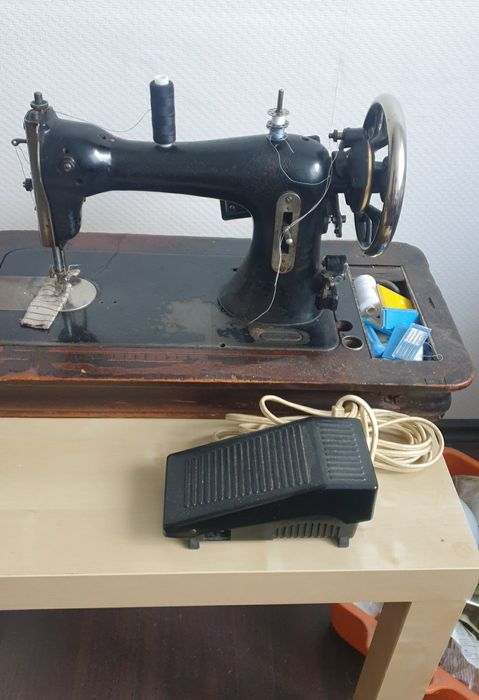Maszyna do szycia Prl