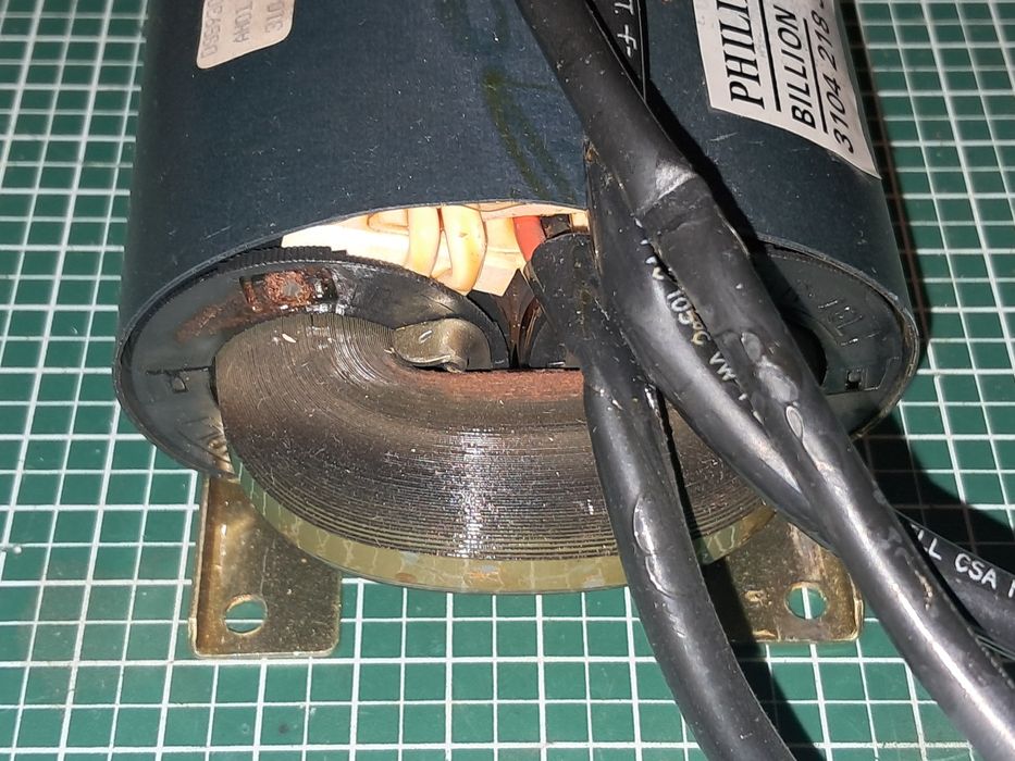 Transformador R-core, 50Vx2, 25Vx2, 12Vx2